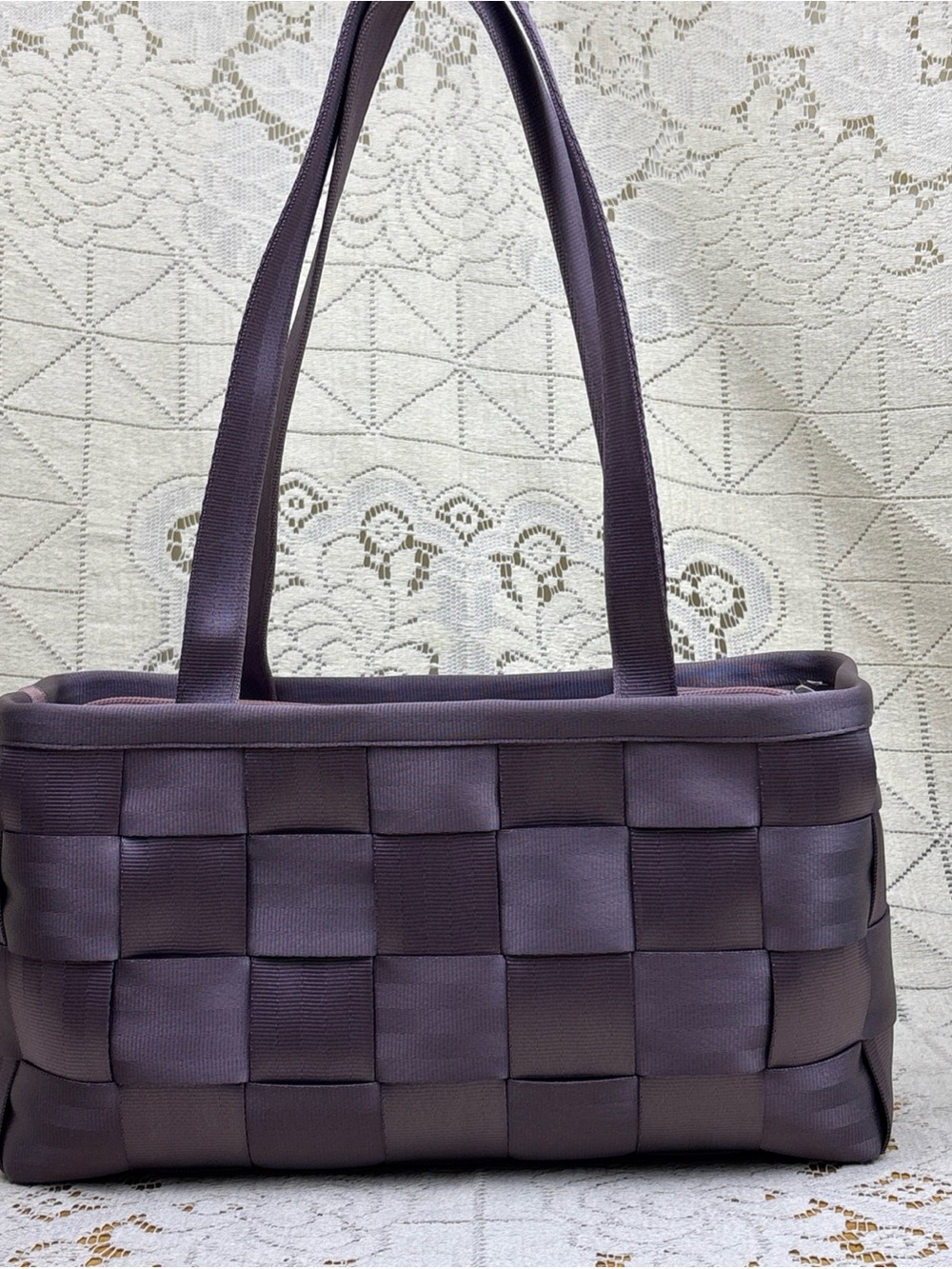Harveys Original Woven Seatbelt Satchel Bag Lilac